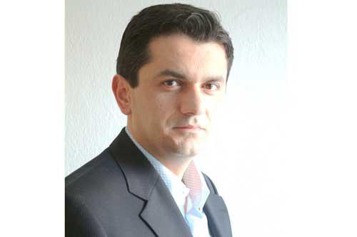 Γιώργος Κασαπίδης: “Οι ήρωες πεσόντες του έπους του ΄40 περιμένουν”