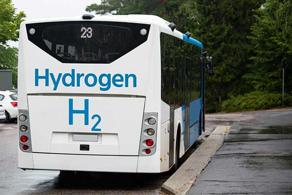 Σε ποιες 4 πόλεις της Ελλάδας θα δοκιμαστεί το νέο λεωφορείο υδρογόνου – Και στην Κοζάνη